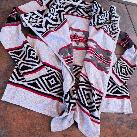 patterned sweater - Picture 3 of 7